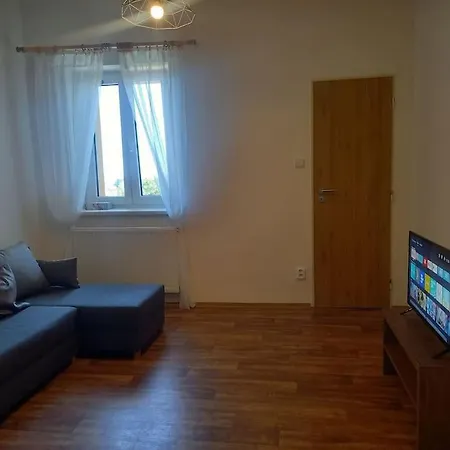 Zastavka V Lazenskem Trojuhelniku 4 * Plesna